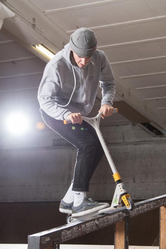 Freestyle Scooter Micro Trixx 2.0 Grey Yellow 2023